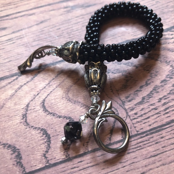 Black Onyx Beaded 7 1/2" Bracelet with clasp - Picture 10 of 10